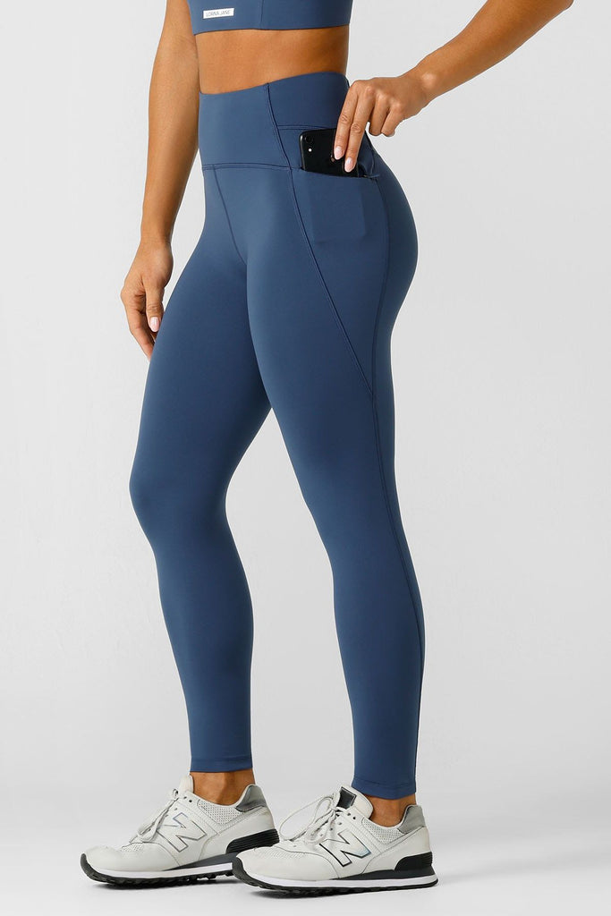 Speed Circuit No Chafe Ankle Biters Leggings | Academy Blue
