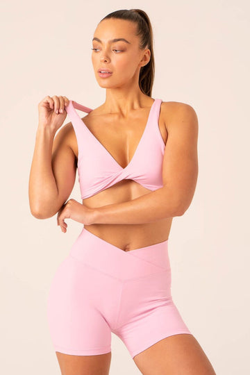 Momentum Twist Sports Bra | Candy Pink